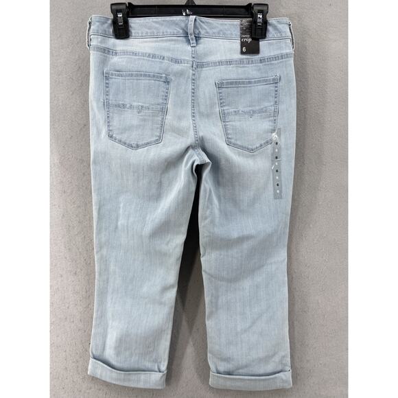 NWT‎ New York & Company Soho Jeans Size 6 Curvy Crop Light Wash Pockets Stretch - Picture 7 of 14